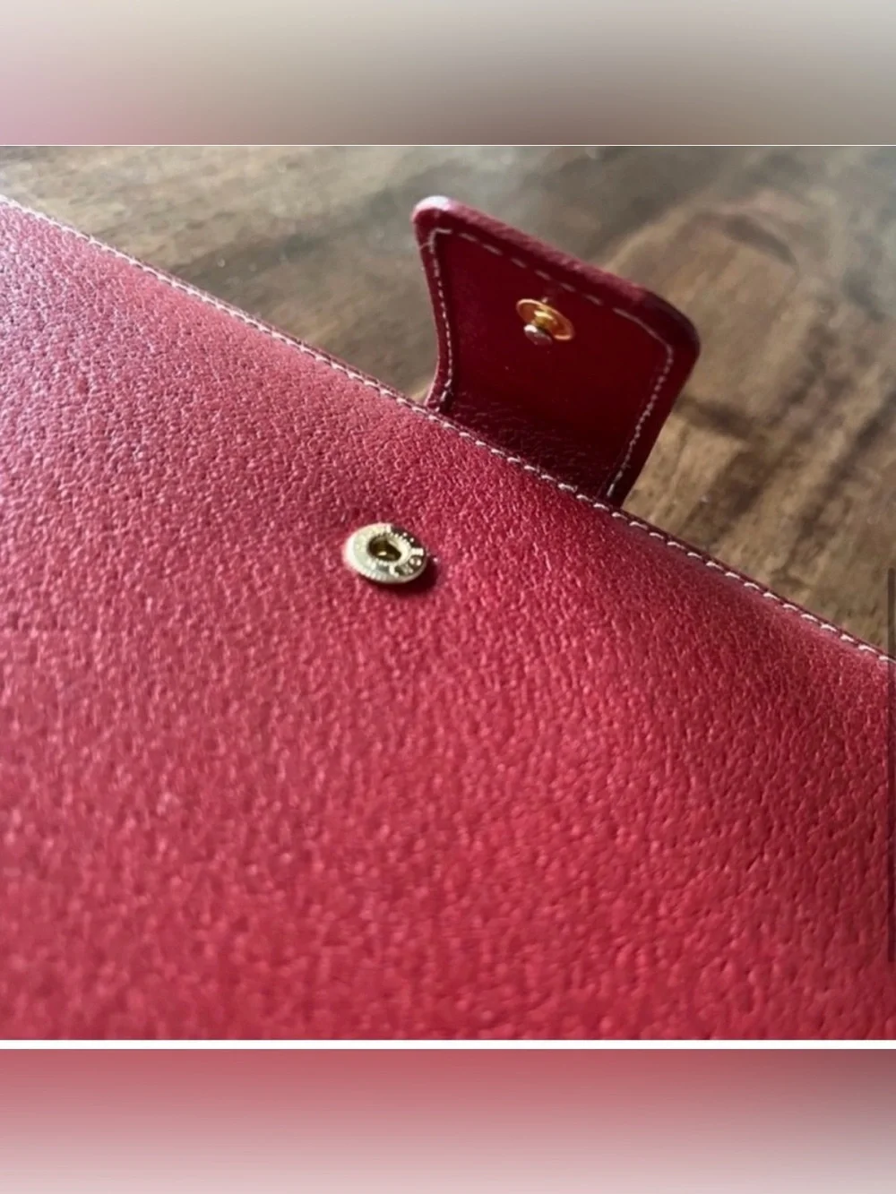 GUCCI Red Long Wallet Snap Closure and Kiss Lock Coin Pocket - Picture 4 of 11